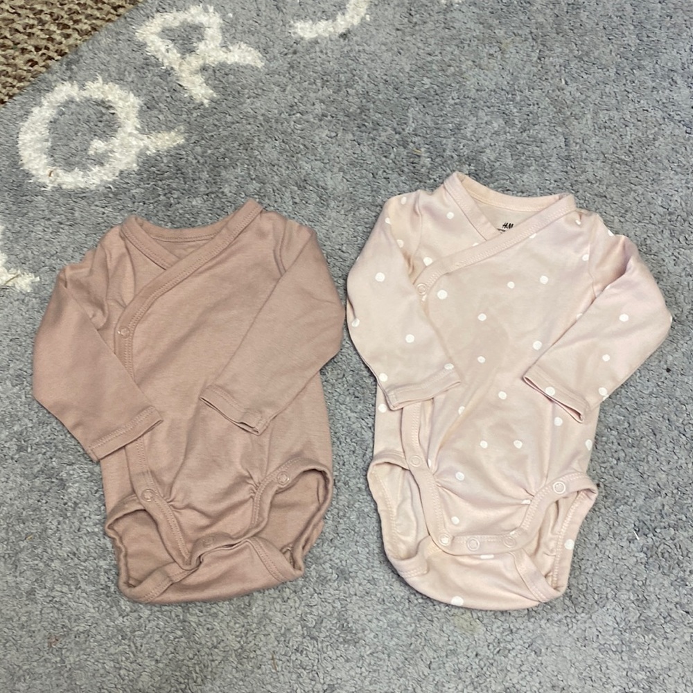Baby girl onesie‎